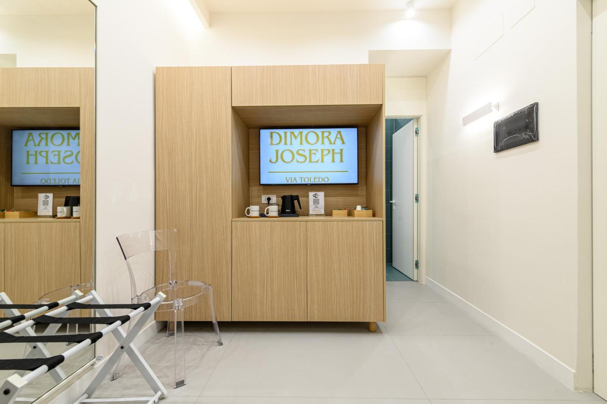 Dimora Joseph Via Toledo Hotel Naples Exterior photo